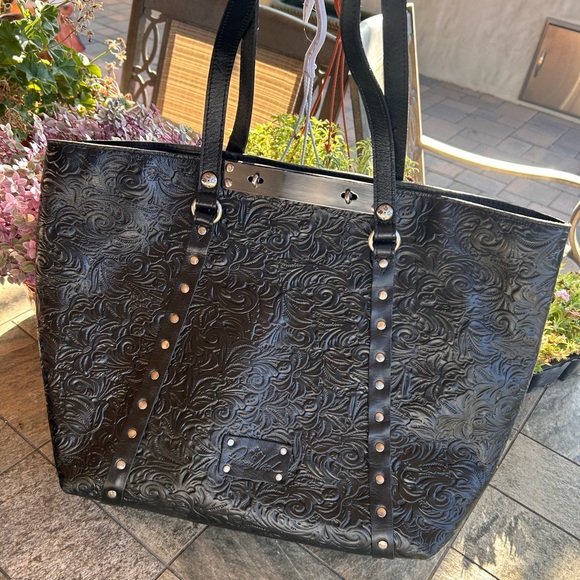 Patricia Nash Black Benvenuto Tote - Picture 1 of 14